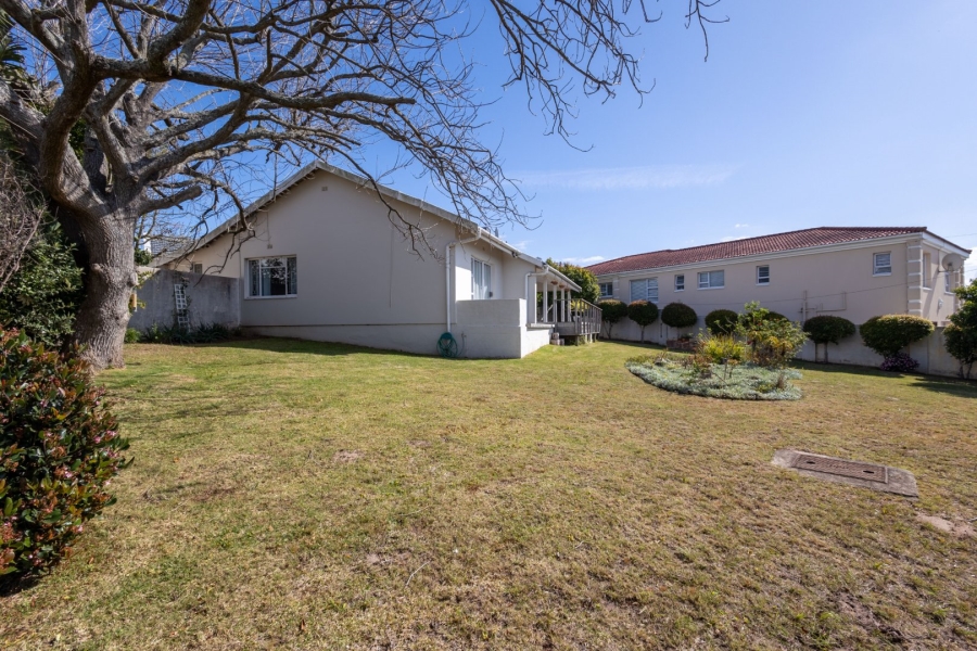3 Bedroom Property for Sale in Upper Robberg Western Cape